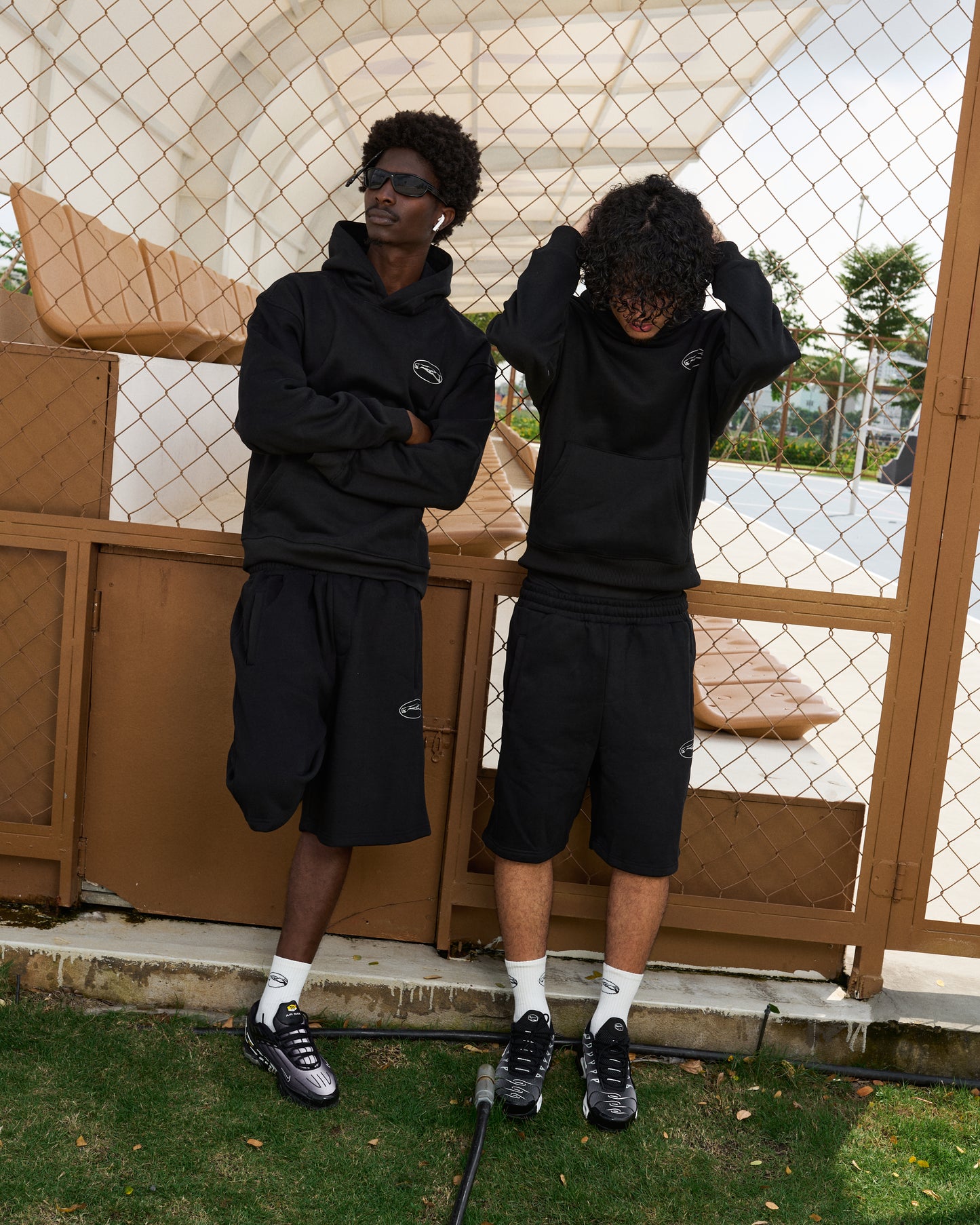 HDB SWEATSHORTS